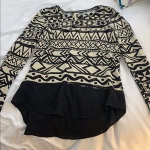Pattern long sleeve from francesca’s